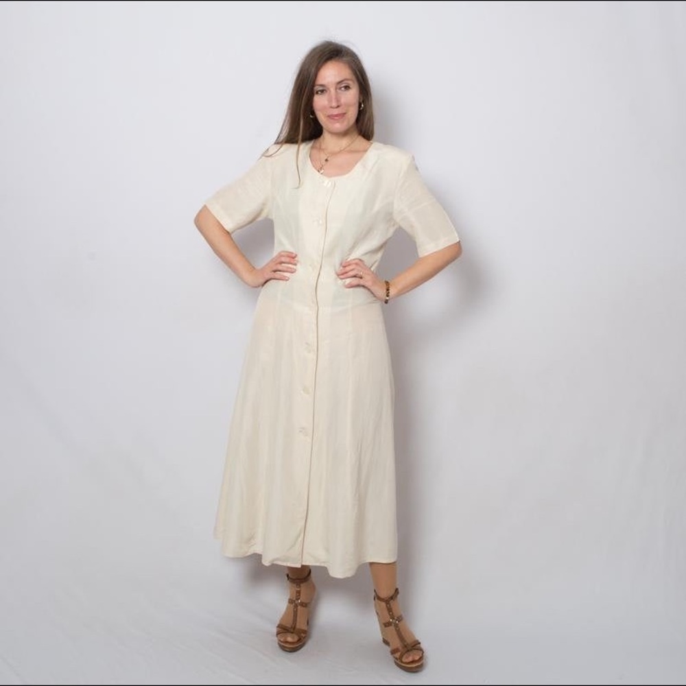 Vintage ITALIAN Pure Silk Button front midi dress